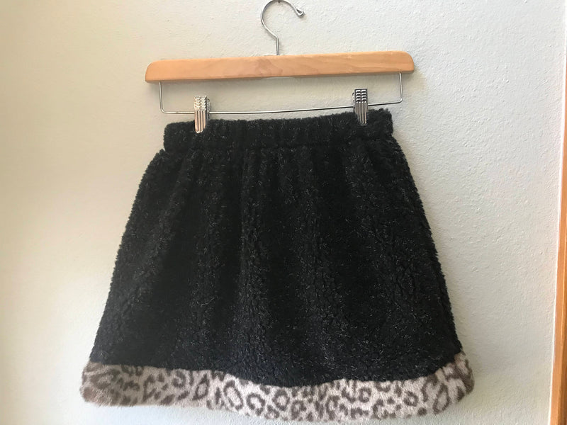 Little Girls Skirt Black Berber fleece with Faux Fur Leopard Trim, Size 10, Size 8 - Cyndy Love Designs